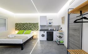 Fabuloso Calle Alamos Suites Estudio